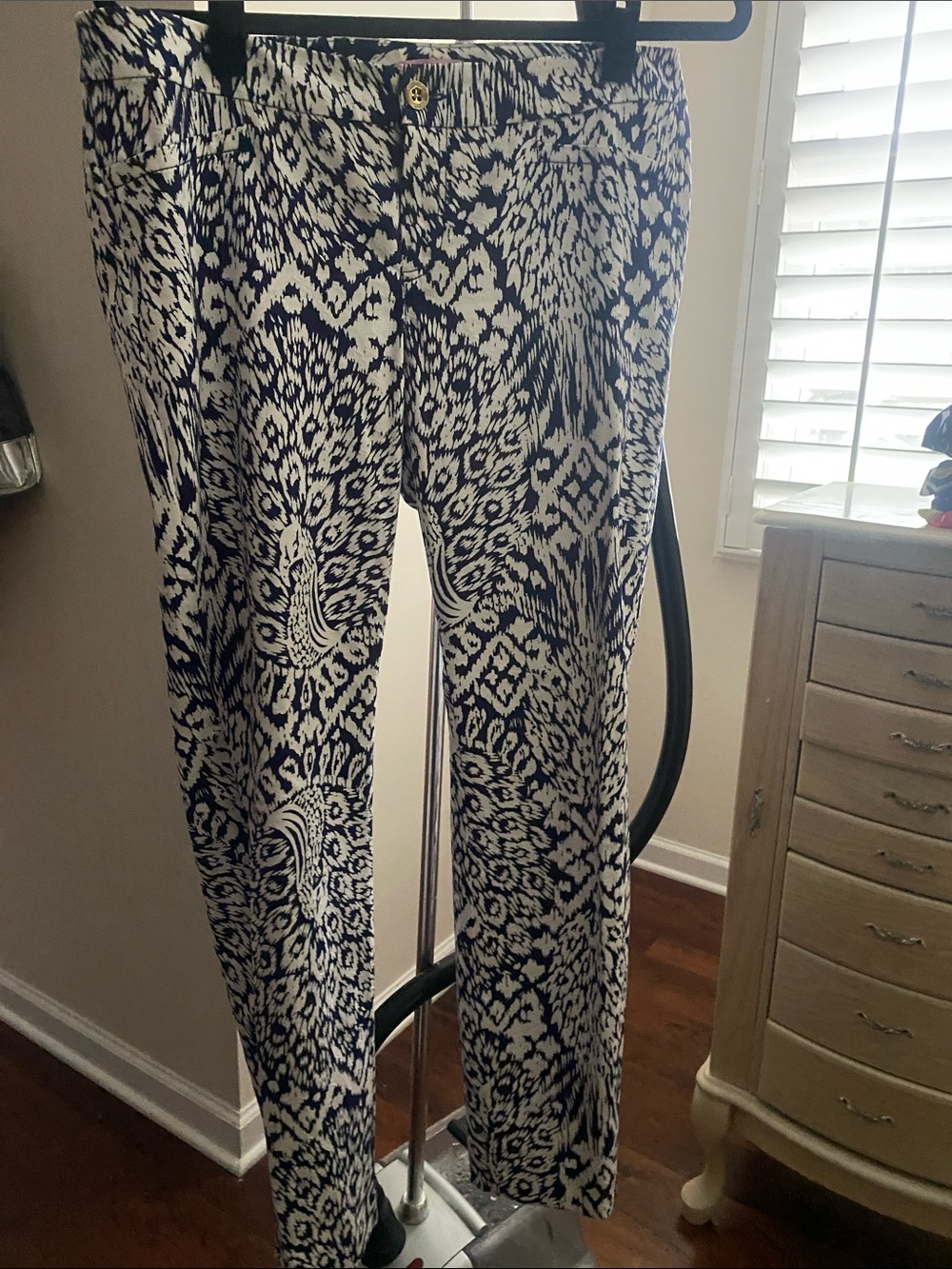 Lilly Pulitzer Navy and White Ikat Print Pants